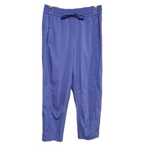 Athleta Lightweight Arrival Pant Size 4 Adonis Purple Cropped Loose Fit Pockets